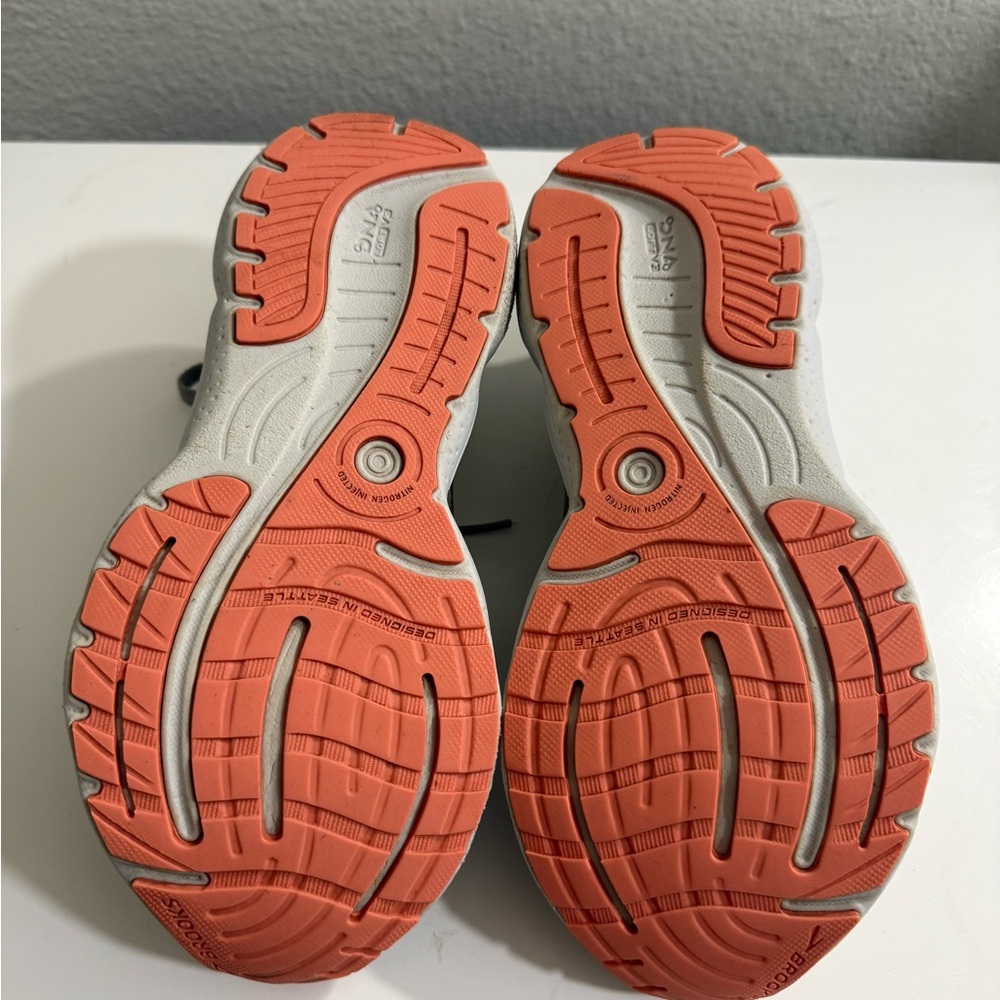 Brooks Glycerin 20 women’s  Running Shoes — White with Coral and Teal Accents - Picture 5 of 6